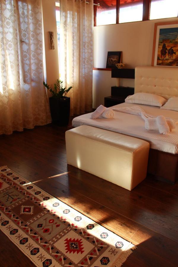 Bed and Breakfast 2 Kitarat Bb Vlorë Exteriér fotografie